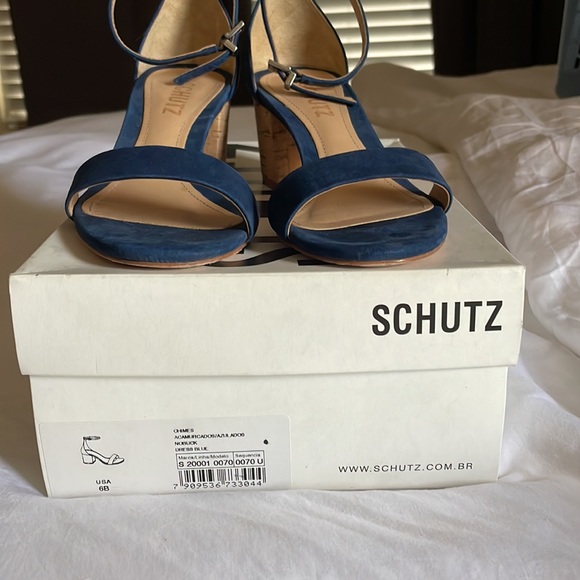 Schutz size 6 heeled sandals - Picture 6 of 6